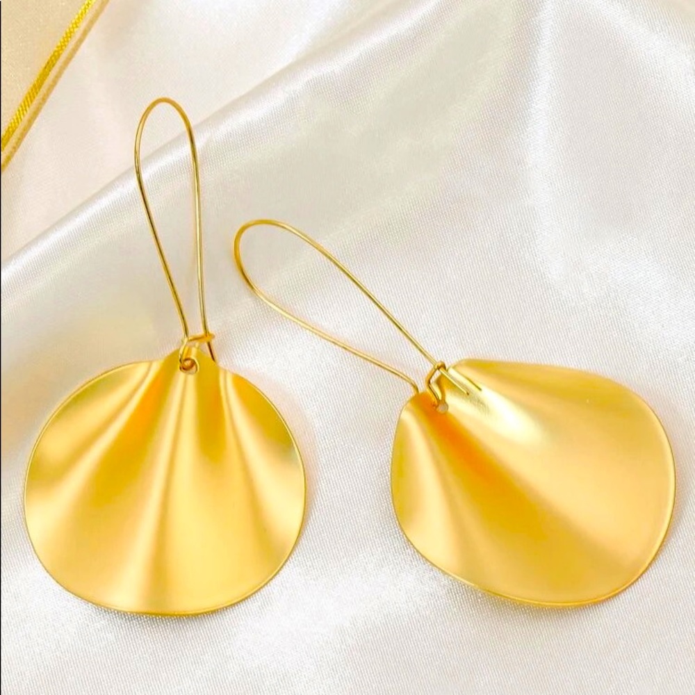 Simple Gold Disc Drop Earrings